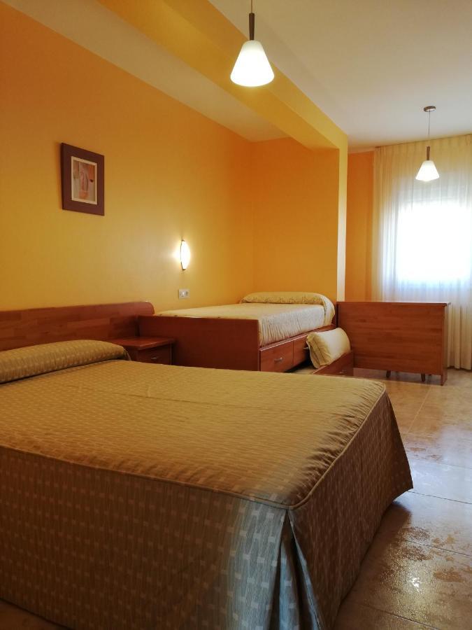 Hostal Pereirina Cee Buitenkant foto