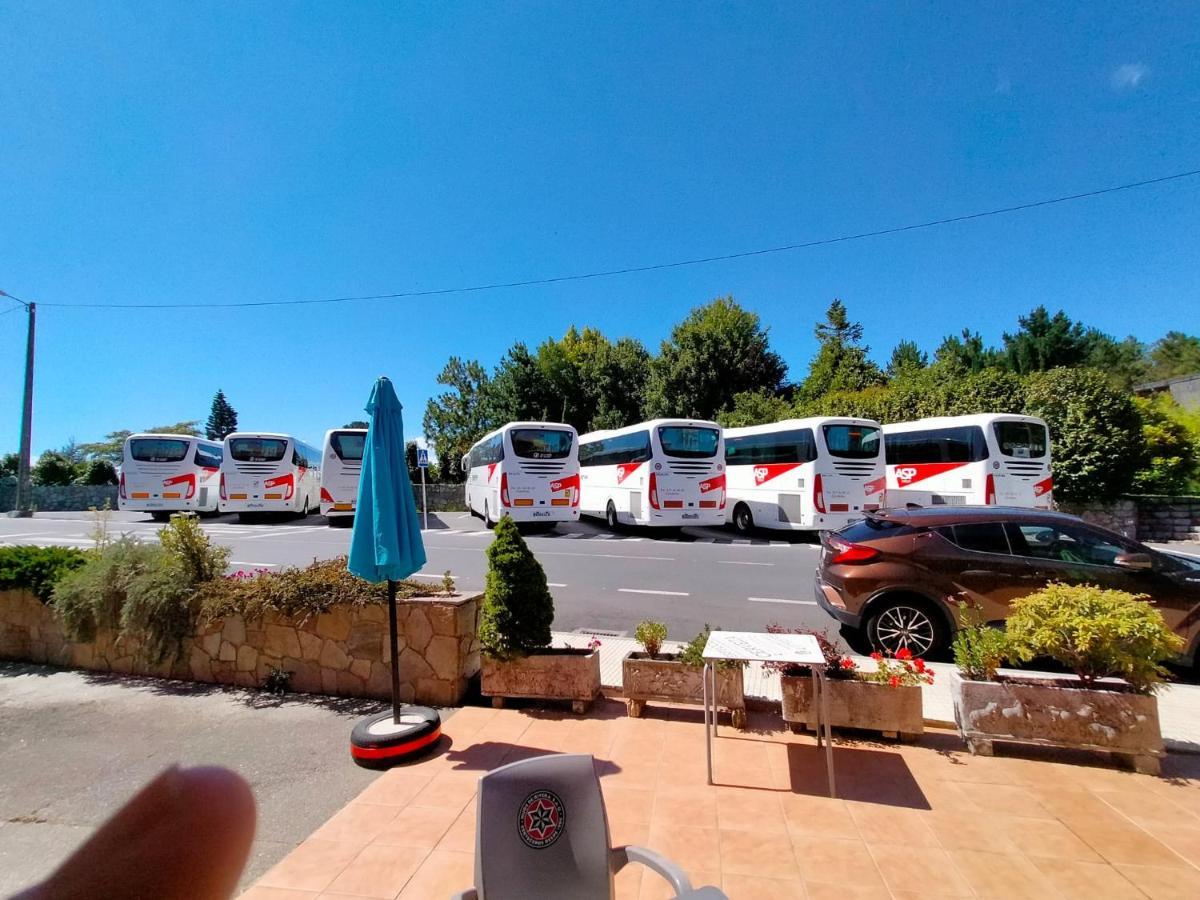 Hostal Pereirina Cee Buitenkant foto