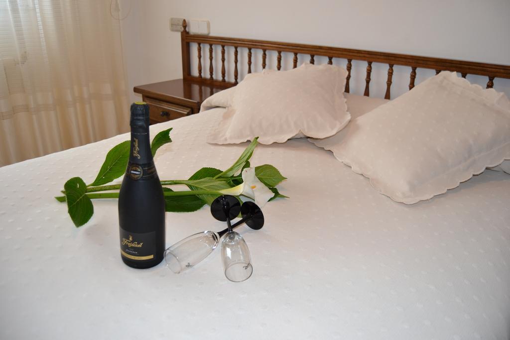 Hostal Pereirina Cee Buitenkant foto