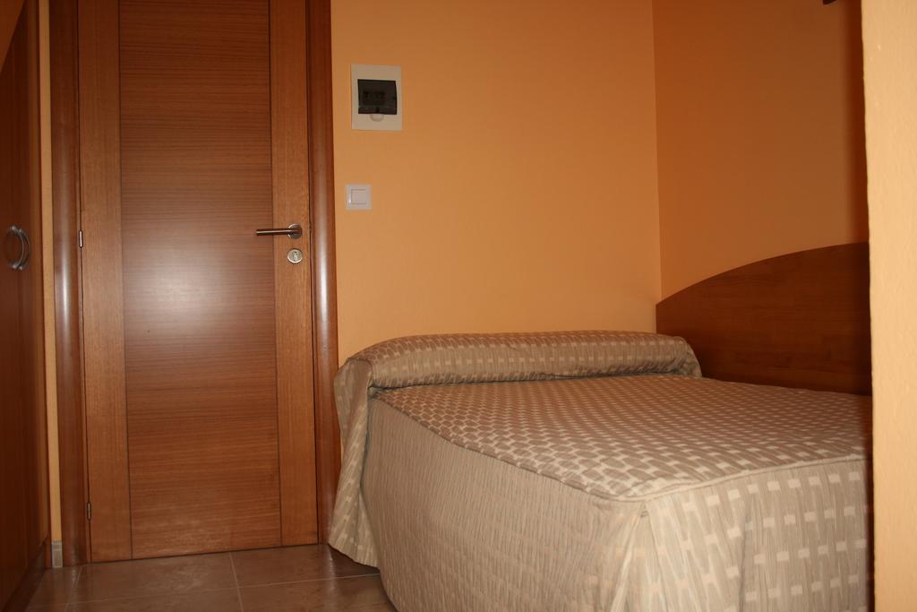 Hostal Pereirina Cee Buitenkant foto