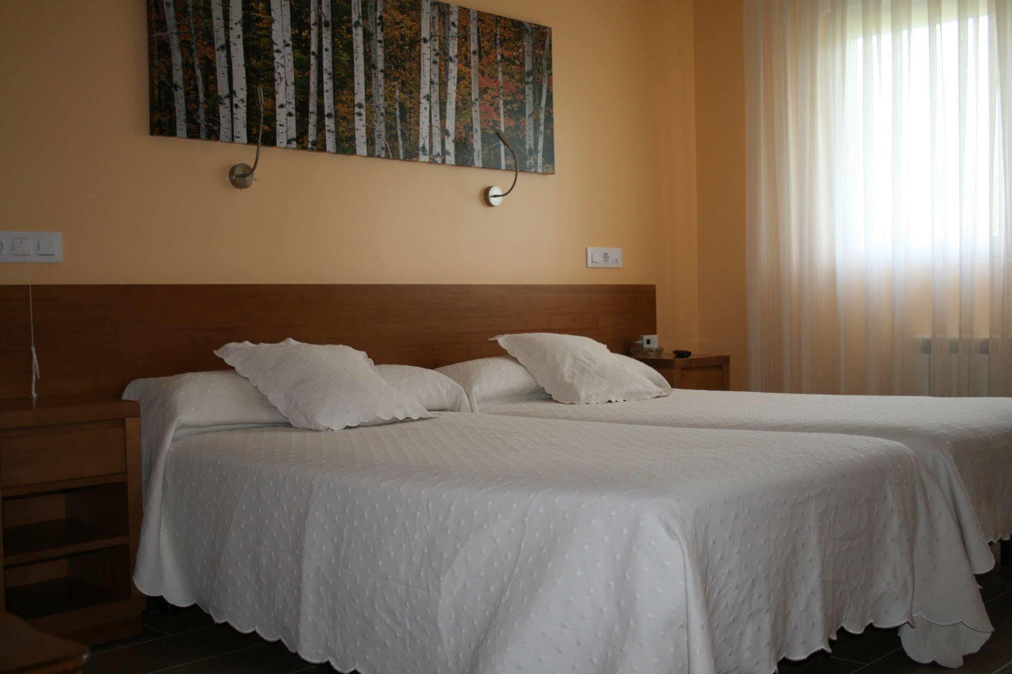 Hostal Pereirina Cee Buitenkant foto