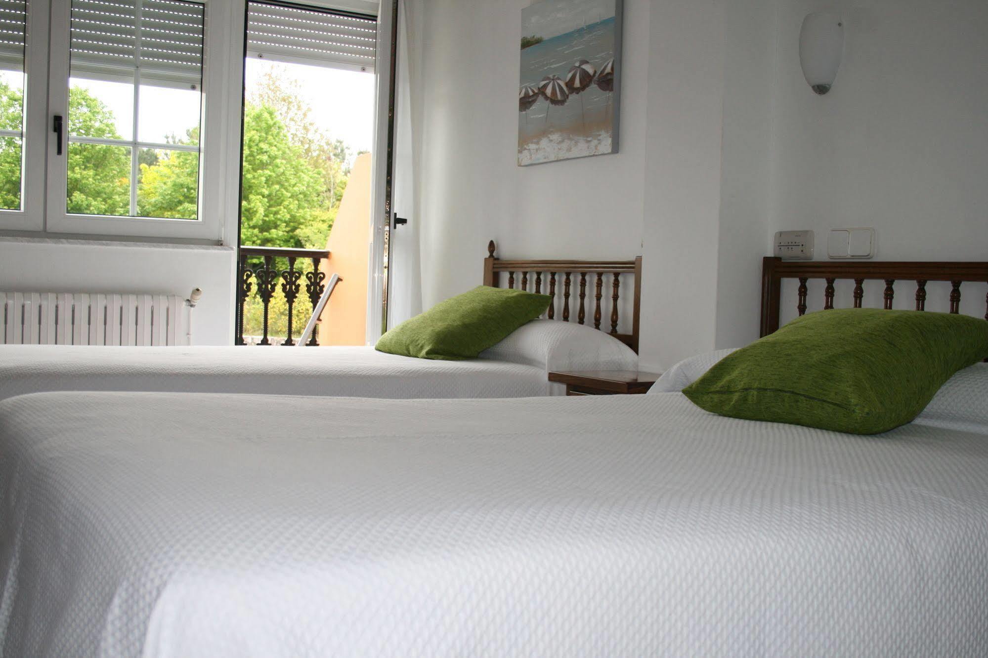 Hostal Pereirina Cee Buitenkant foto